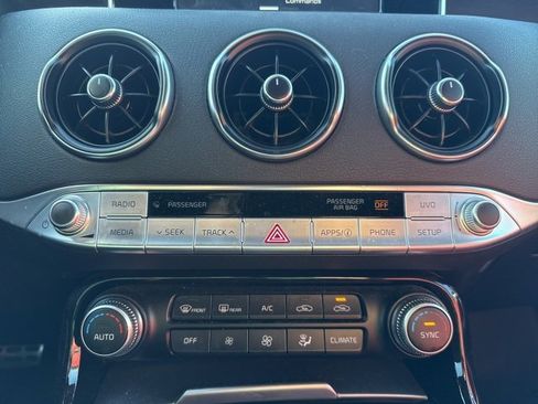 Used 2021 Kia Stinger GT image 20