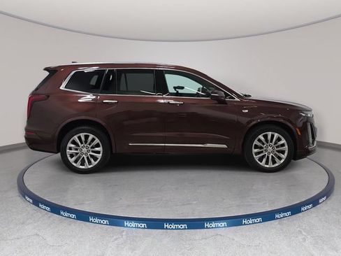 Certified 2023 Cadillac XT6 Premium Luxury w/ Technology Package AWD/4WD image 4