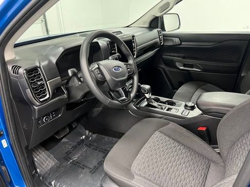 Used 2025 Ford Ranger XLT w/ Equipment Group 301A High AWD/4WD image 19