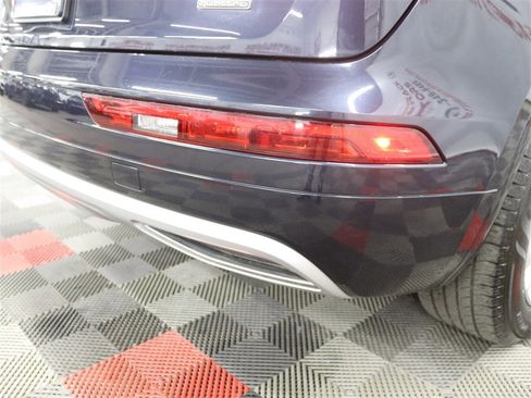 Used 2018 Audi Q5 2.0T Premium AWD/4WD image 9