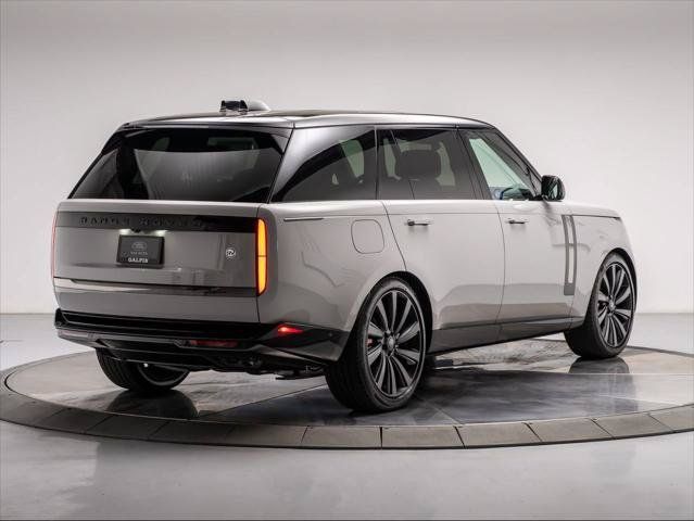New 2026 Land Rover Range Rover SV AWD/4WD image 5