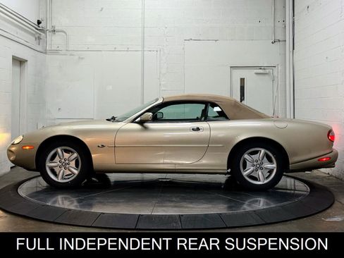 Used 1999 Jaguar XK8 Convertible image 6