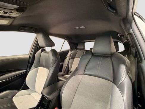 Certified 2019 Toyota Corolla XSE FWD image 18