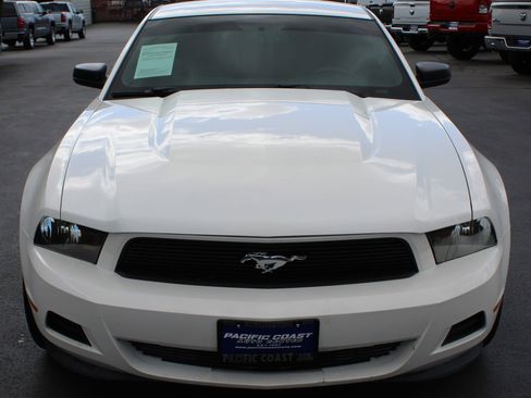 Used 2012 Ford Mustang Premium RWD image 8