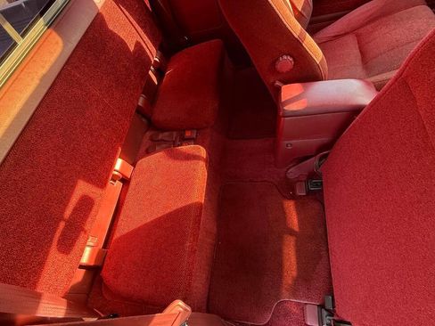 Used 1989 Toyota Pickup SR5 image 11