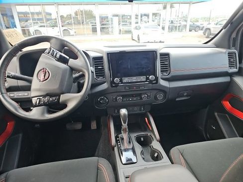Used 2023 Nissan Frontier PRO-4X w/ Pro Convenience Package AWD/4WD image 13