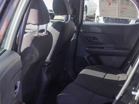 Certified 2025 Nissan Kicks S image 19