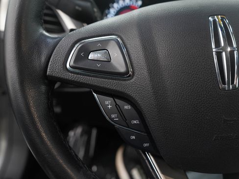 Used 2016 Lincoln MKZ AWD image 24