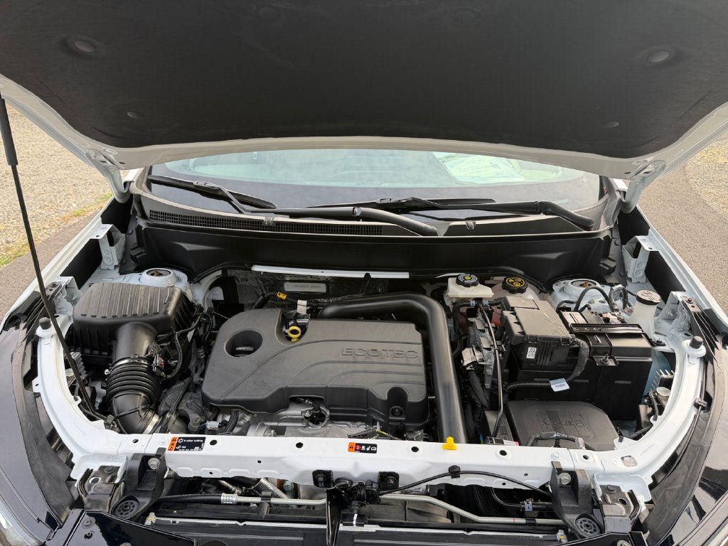 Used 2023 Chevrolet Equinox Premier AWD/4WD image 30