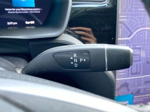 Used 2018 Tesla Model X 75D image 15