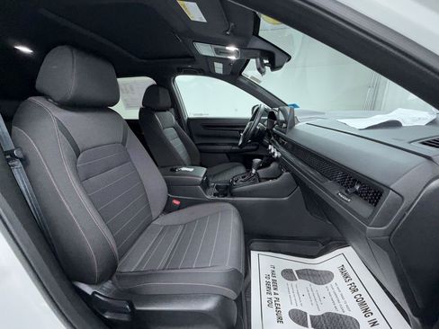 Used 2025 Honda CR-V Sport image 13