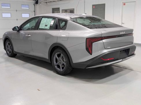 Certified 2025 Kia K4 FWD image 10
