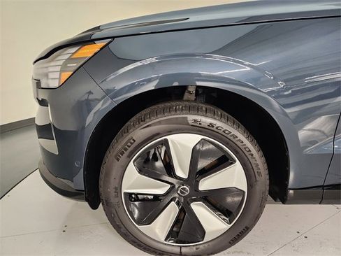 New 2025 Volvo EX90 Plus image 10