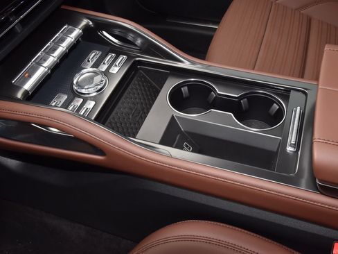 New 2026 Lincoln Nautilus Reserve w/ Jet Appearance Package AWD/4WD image 60