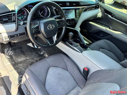 Certified 2020 Toyota Camry LE w/ Carpet Mat Package FWD image 19
