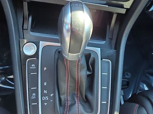 Used 2016 Volkswagen GTI Autobahn w/ Lighting Package (SEL) image 21