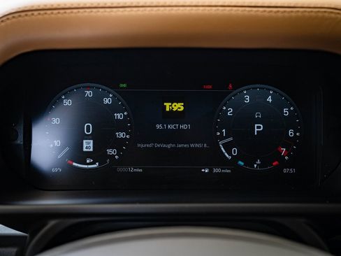 New 2026 Land Rover Defender 130 V8 image 27