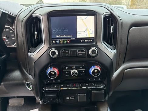 Used 2022 GMC Sierra 2500 Denali w/ Denali Ultimate Package image 34