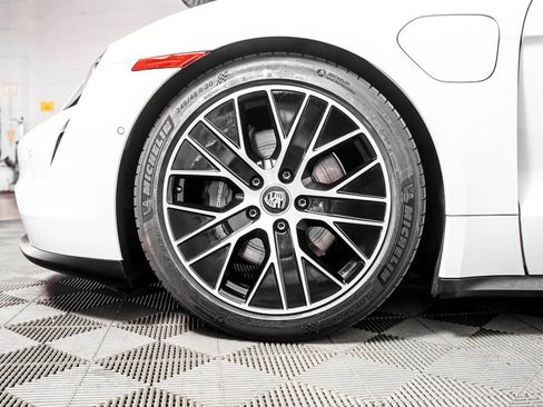 Certified 2024 Porsche Taycan w/ Premium Package RWD image 13