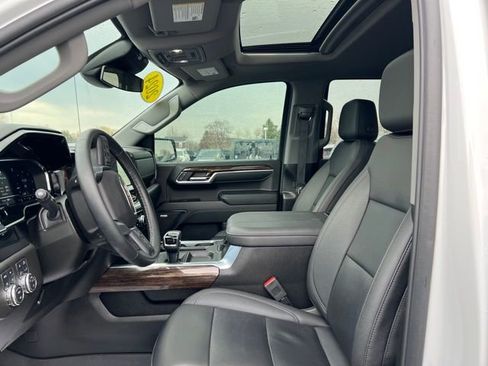 Certified 2024 GMC Sierra 1500 Elevation w/ Elevation Premium Package image 12