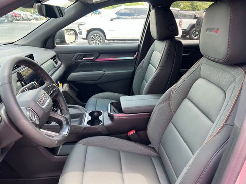 New 2027 GMC Terrain AT4 w/ Convenience Package III AWD/4WD image 9