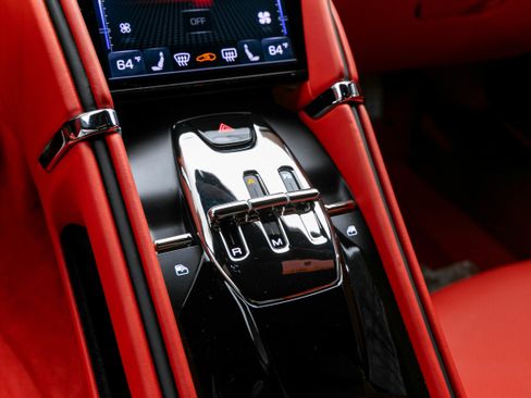 Certified 2024 Ferrari Roma image 6