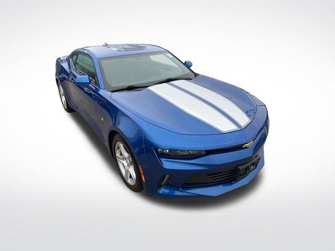 Used 2018 Chevrolet Camaro LT image 22