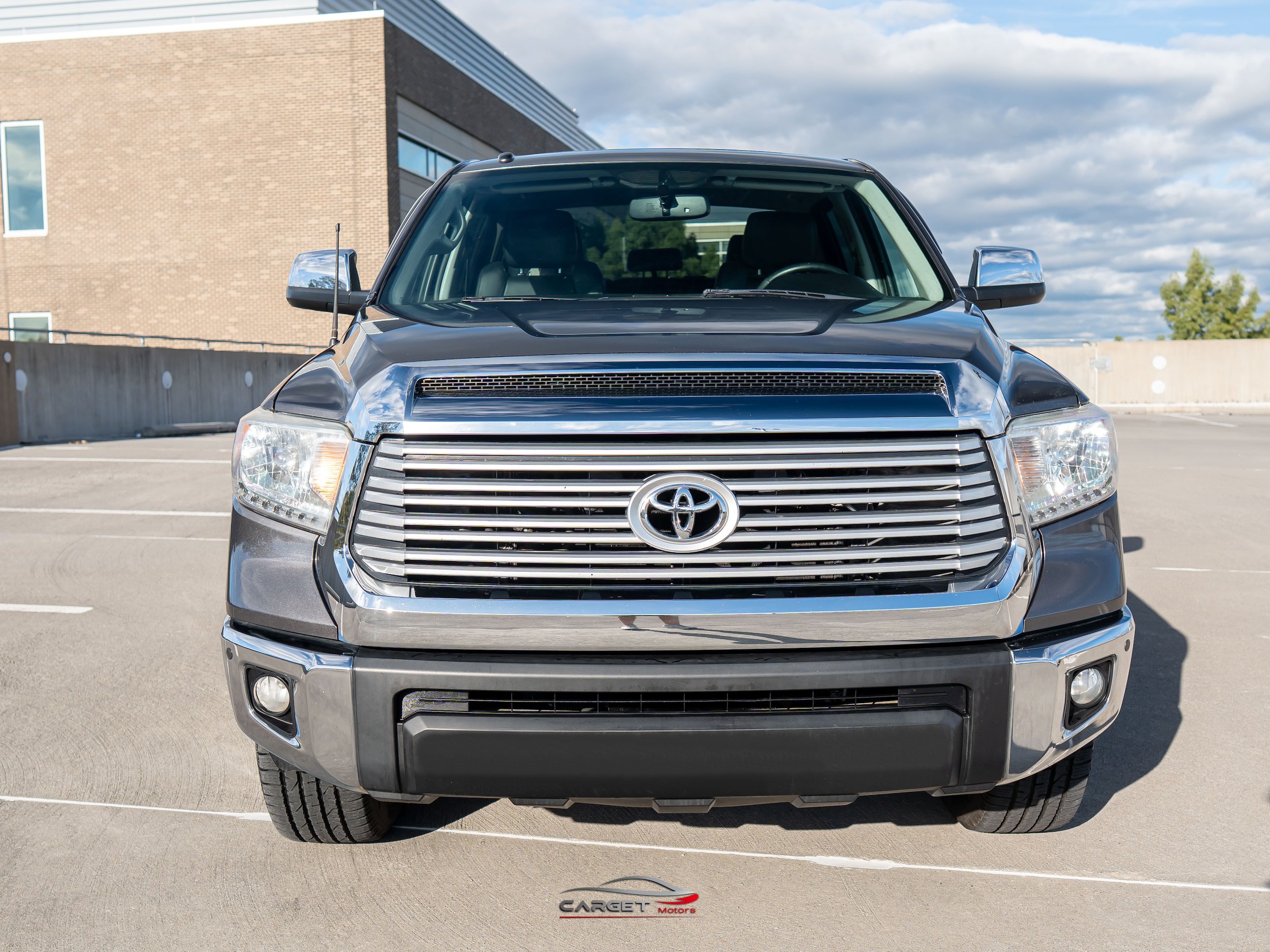 Used 2015 Toyota Tundra Limited w/ Limited Premium Package AWD/4WD image 2