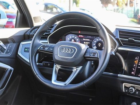 Used 2020 Audi Q3 2.0T Premium w/ Convenience Package image 22