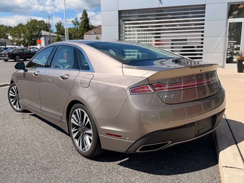Used 2020 Lincoln MKZ Reserve w/ Elements Package AWD/4WD image 4