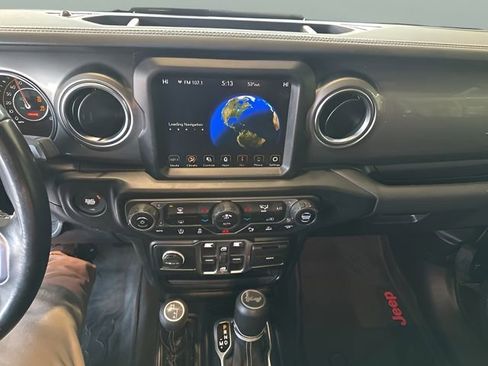 Used 2021 Jeep Wrangler Unlimited Sahara w/ Uconnect 4C Nav & Sound Group image 10