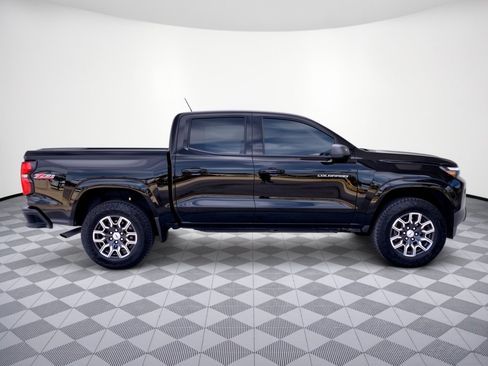 Used 2025 Chevrolet Colorado Z71 AWD/4WD image 8