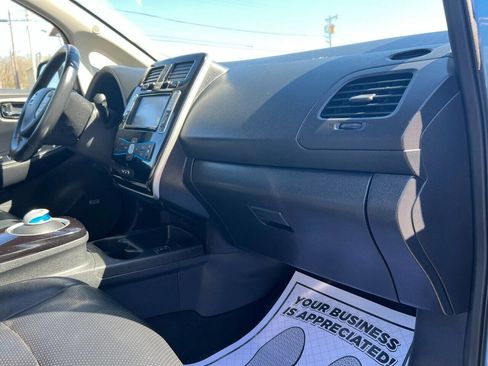 Used 2014 Nissan Leaf SL w/ Premium Package image 62