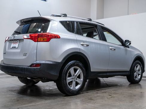 Used 2015 Toyota RAV4 XLE image 7