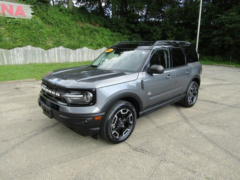 Used 2021 Ford Bronco Sport Outer Banks w/ Outer Banks Package AWD/4WD image 8
