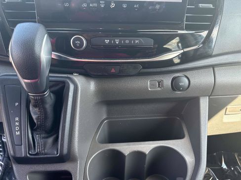 Used 2023 Ford Transit 350 XLT image 22