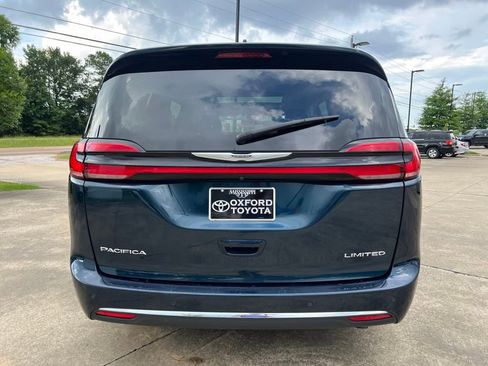 Used 2023 Chrysler Pacifica Limited image 33