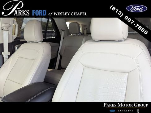 Used 2022 Ford Explorer Limited w/ Equipment Group 301A image 20