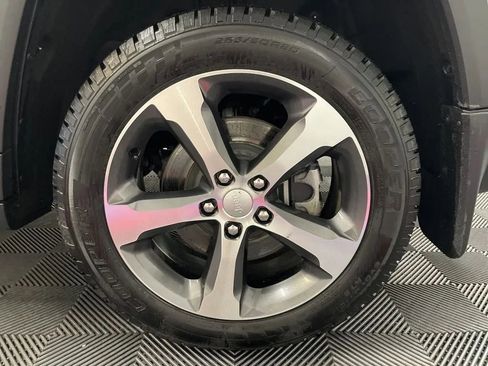 Used 2023 Jeep Grand Cherokee 4xe w/ MOPAR Finishing Package image 22