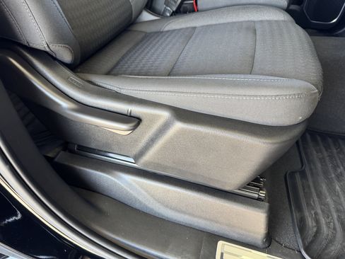 Certified 2022 Chevrolet Silverado 1500 LT image 21