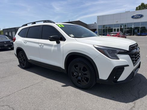 Used 2023 Subaru Ascent Onyx Edition AWD/4WD image 1