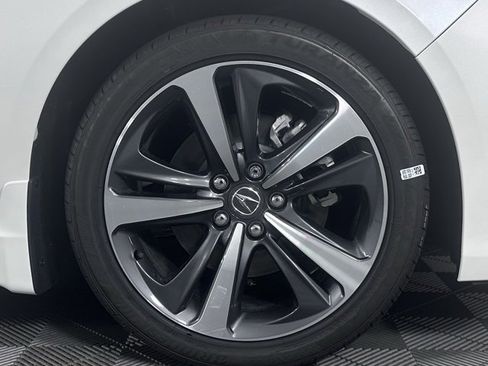 Used 2025 Acura TLX w/ Technology Package image 9