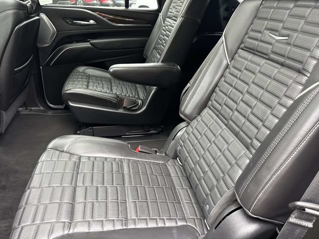 Used 2021 Cadillac Escalade Sport Platinum AWD/4WD image 35