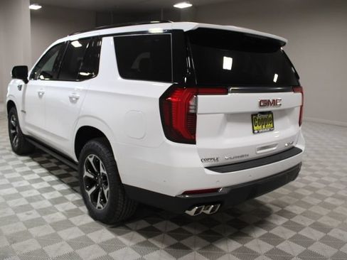 New 2026 GMC Yukon AT4 w/ AT4 Premium Plus Package AWD/4WD image 10