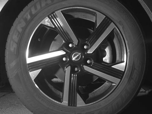 Used 2025 Nissan Sentra SV FWD image 13