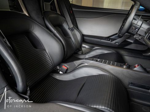 Used 2020 Ford GT image 23
