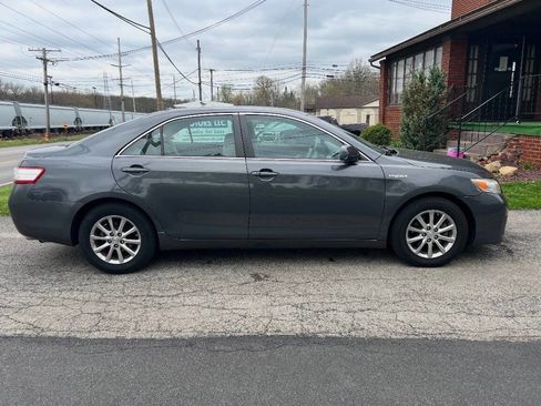 Used 2010 Toyota Camry Hybrid image 12