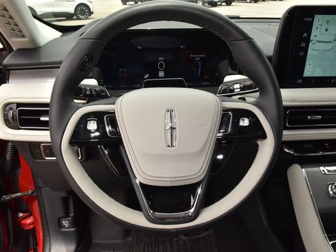 New 2026 Lincoln Aviator AWD image 23