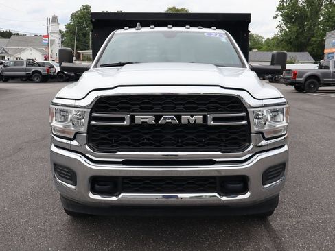 Used 2021 RAM 3500 Tradesman w/ Chrome Appearance Group RWD image 13