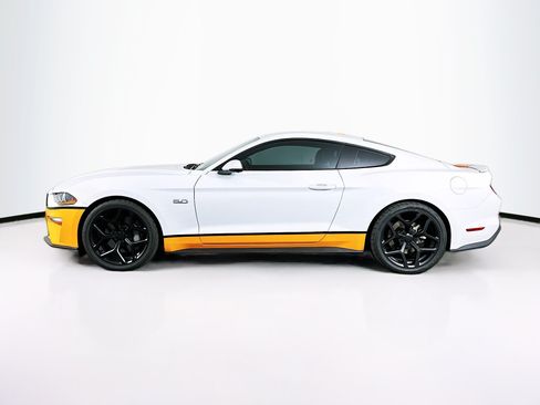 Used 2022 Ford Mustang GT Premium w/ Equipment Group 401A RWD image 4